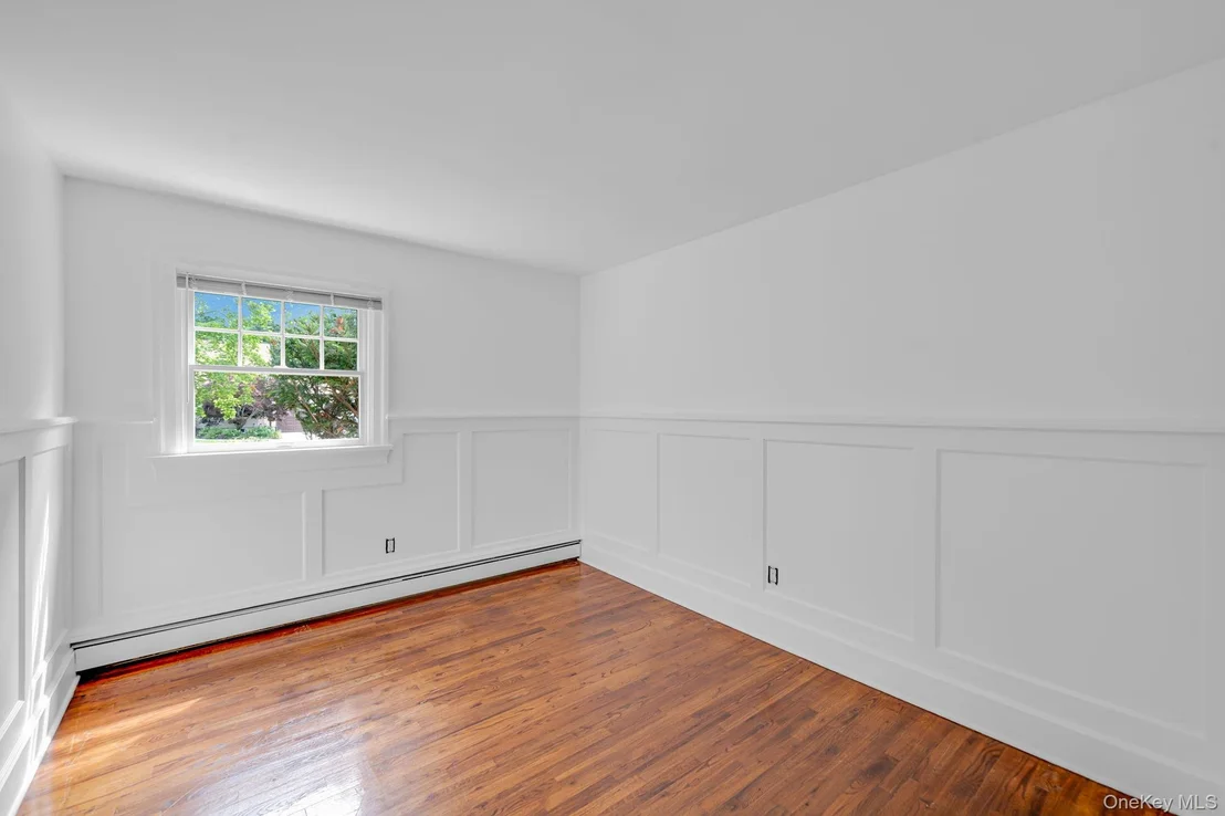 Photo of 20 Dolphin Way