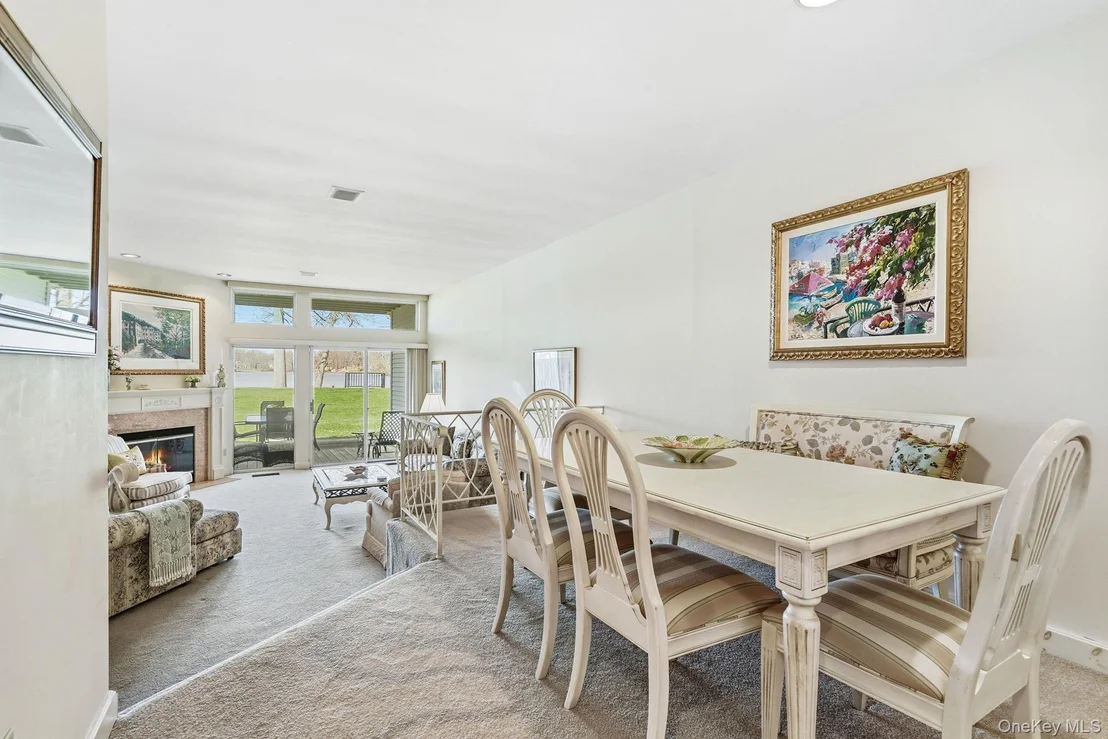 Photo of 35 Waterside Close