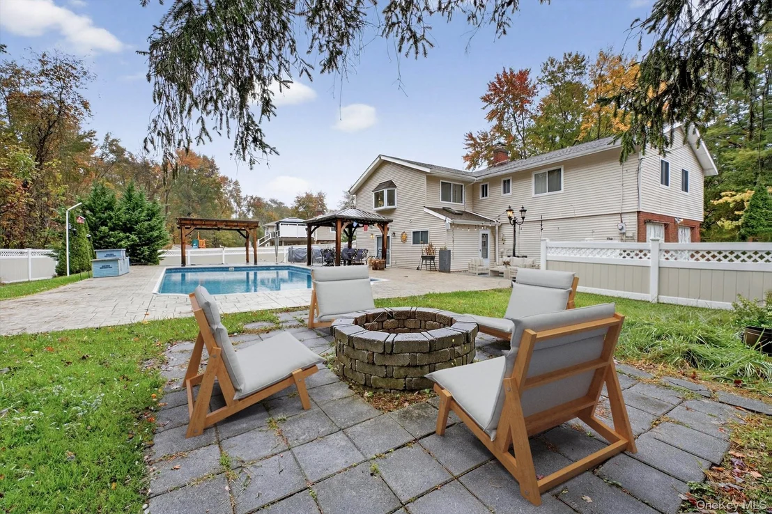 Photo of 74 Lyndon Road