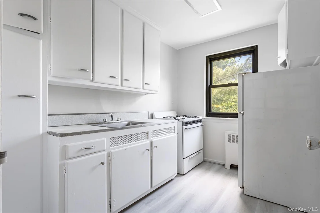 Photo of Unit 2C at 9 Terrace Circle