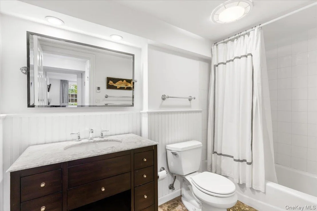 Photo of 30 Lindbergh Avenue