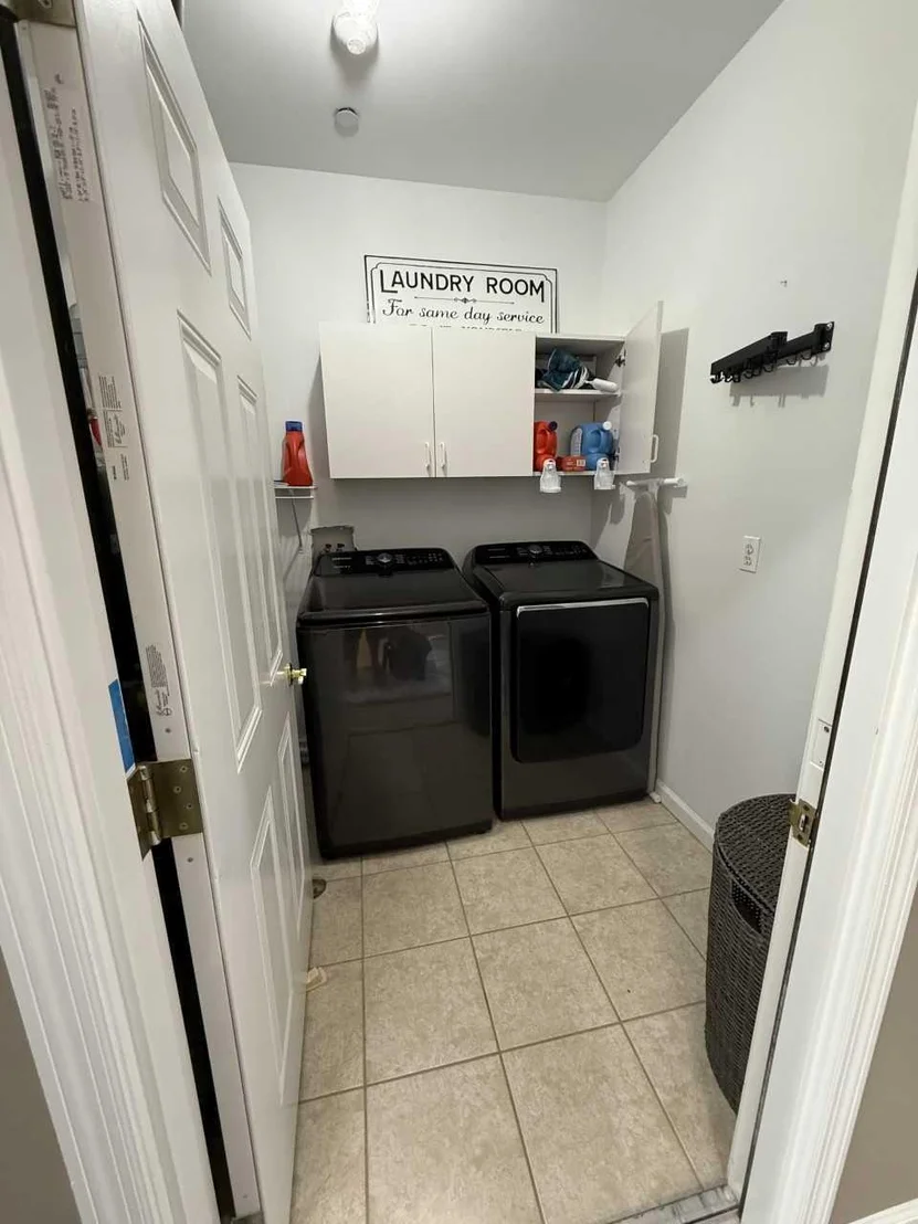 Photo of 907 Emily Drive