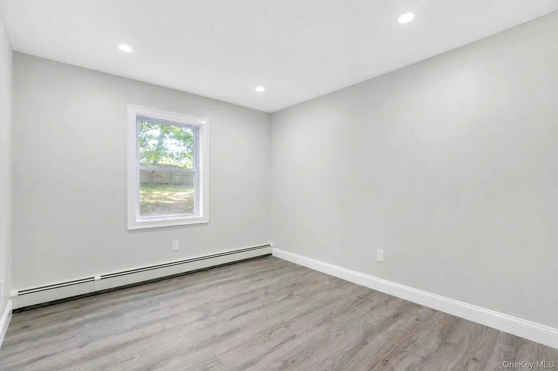 Photo of 234 Lakeside Trail
