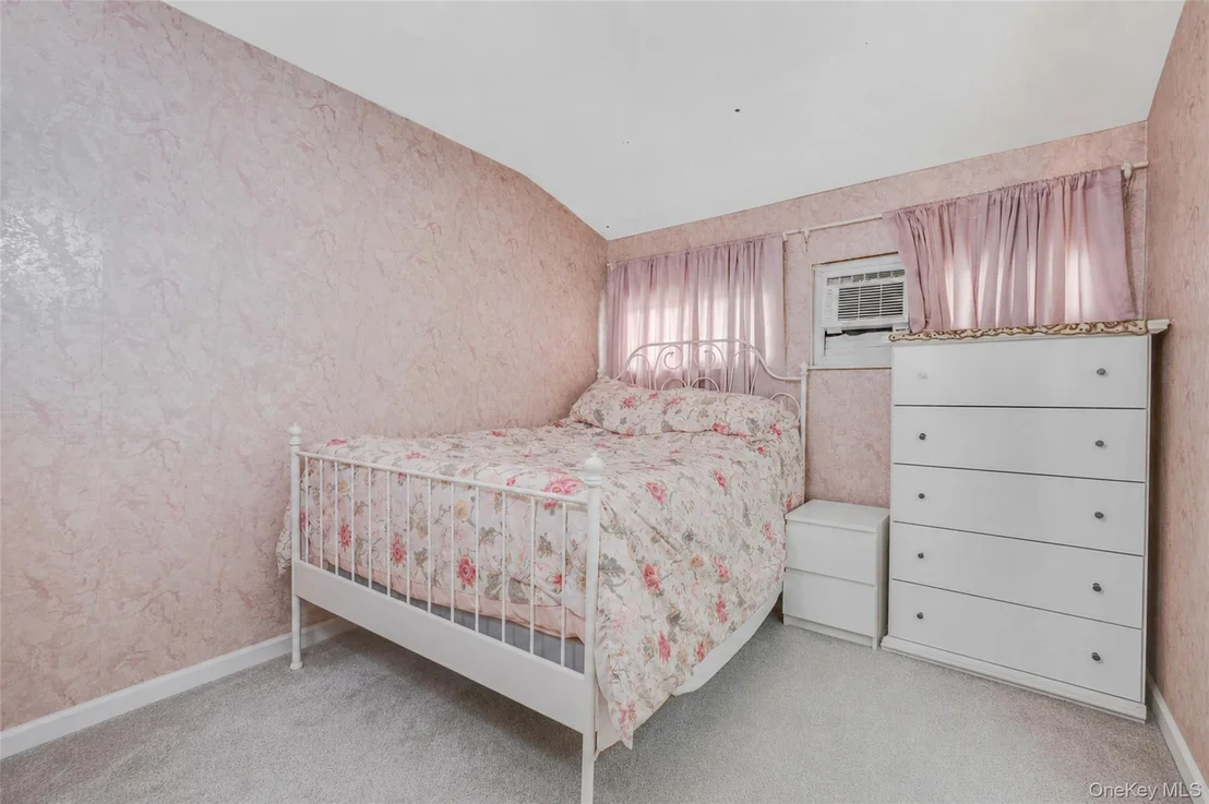 Photo of 31 Holbrook Road