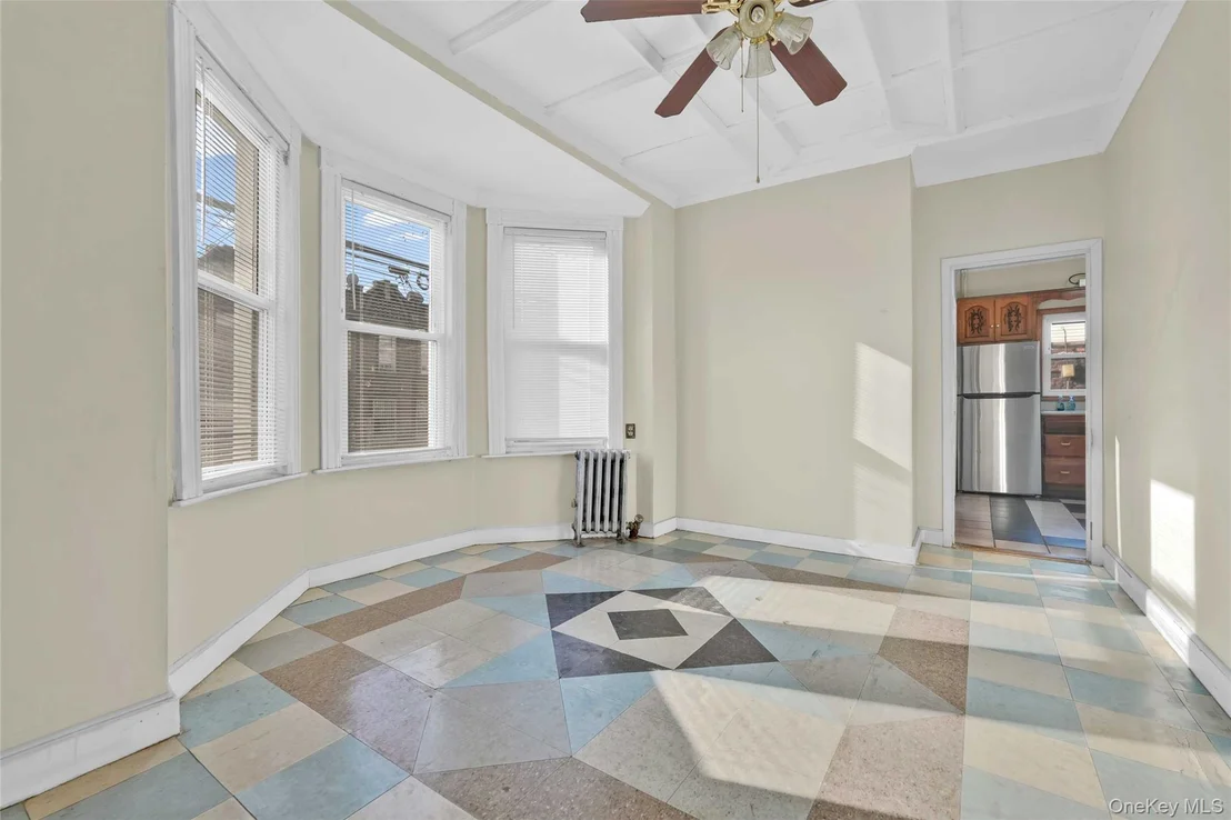Photo of 194 Crystal Street