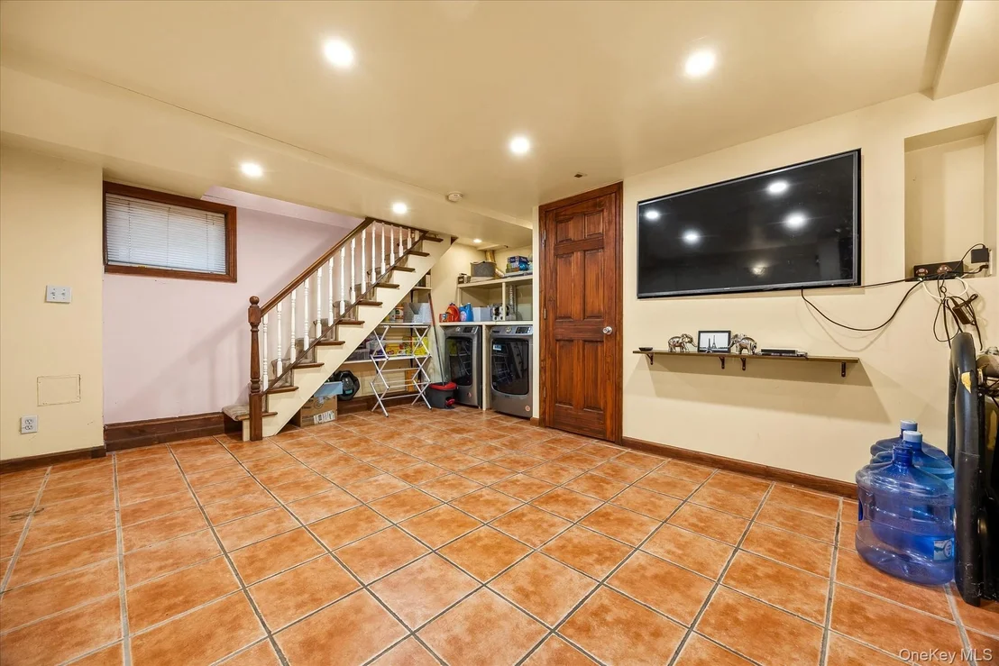 Photo of 6731 52nd Road