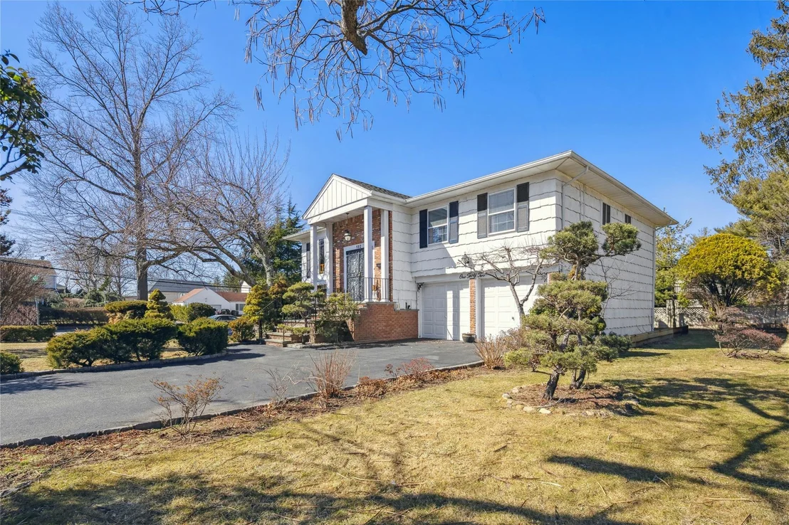 Photo of 132 Crescent Drive