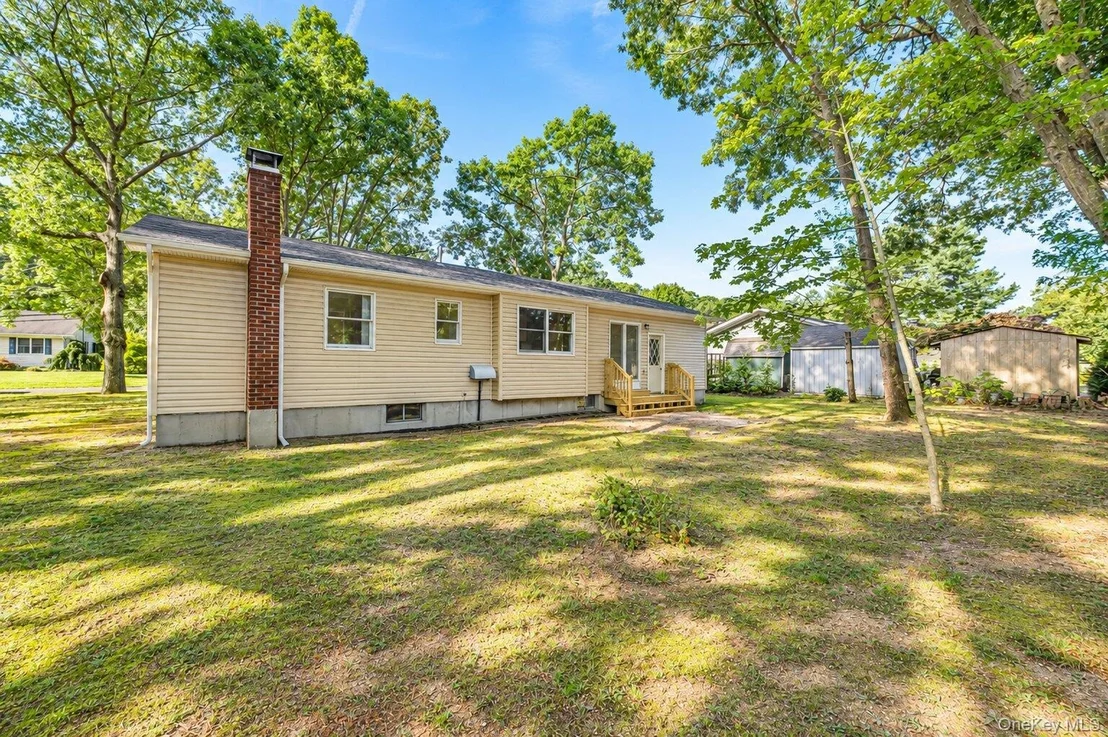 Photo of 50 Fanning Boulevard