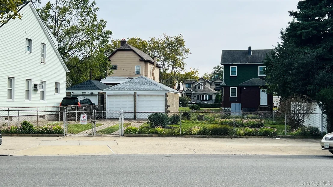 Photo of 5949 58th Road