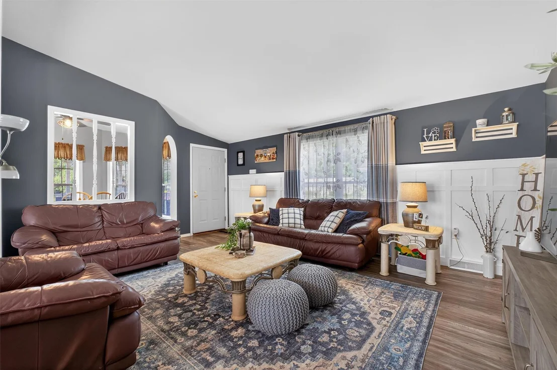 Photo of 99 Vero Drive