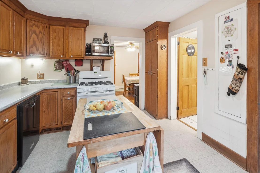 Photo of 42 Wisner Avenue
