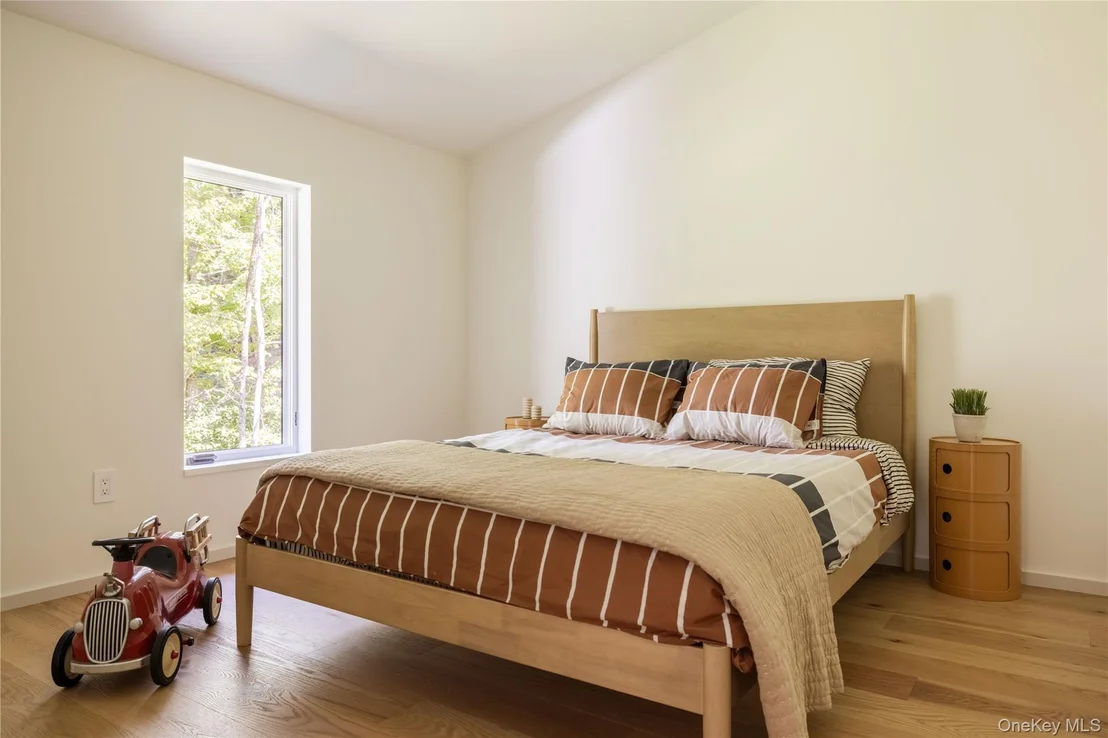 Photo of 332 Mohonk Road