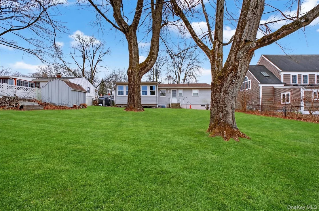 Photo of 18 Cardinal Drive