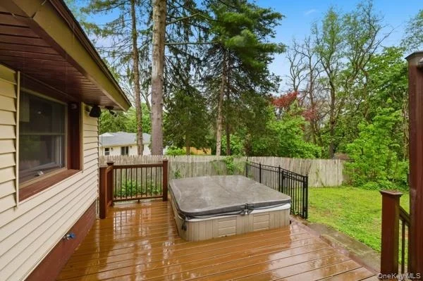 Photo of 13 Tree Top Lane