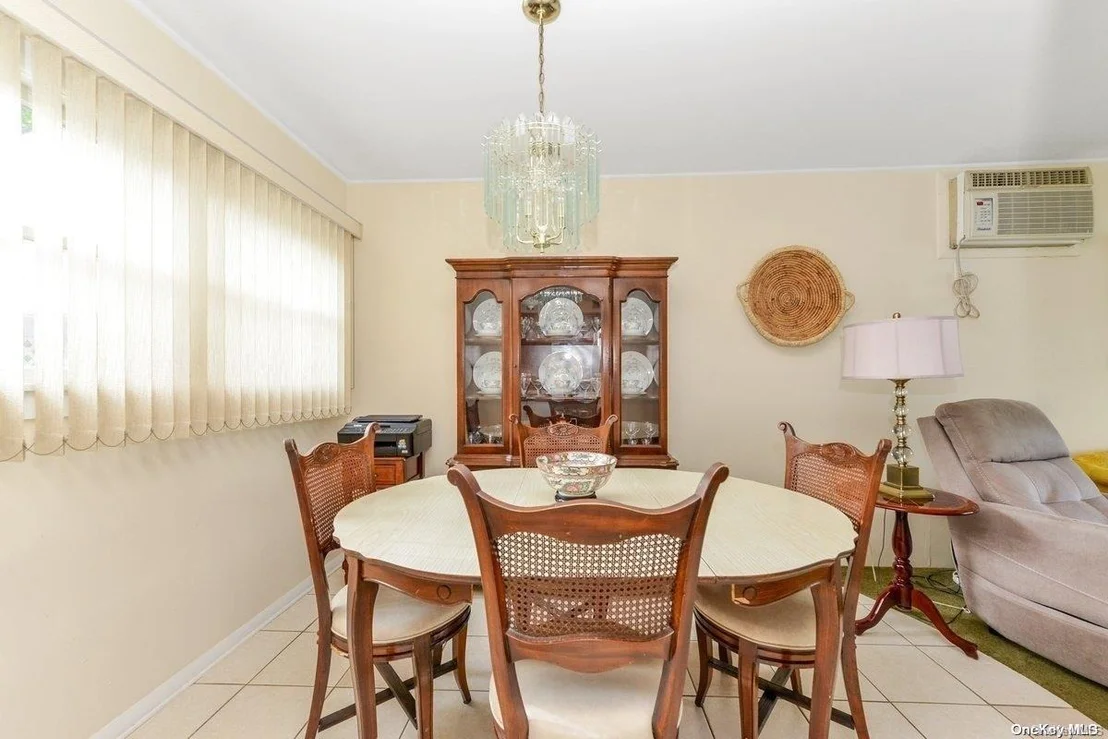Photo of 21 Meadow Drive
