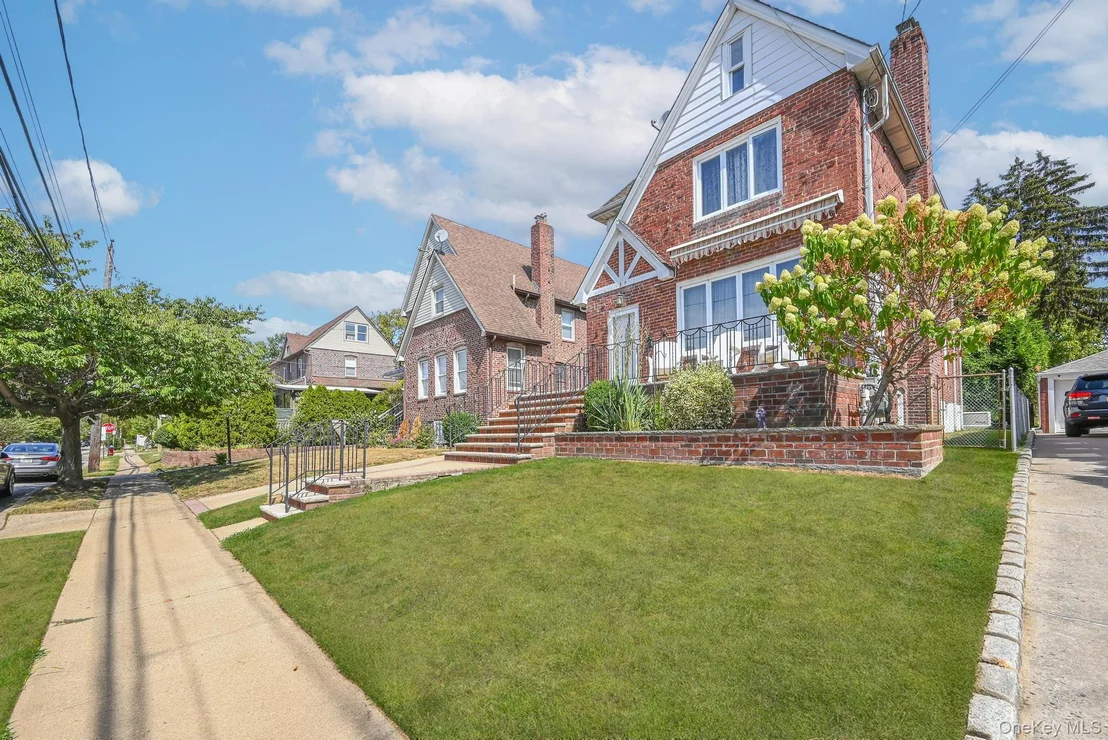 Photo of 165 Westminster Road