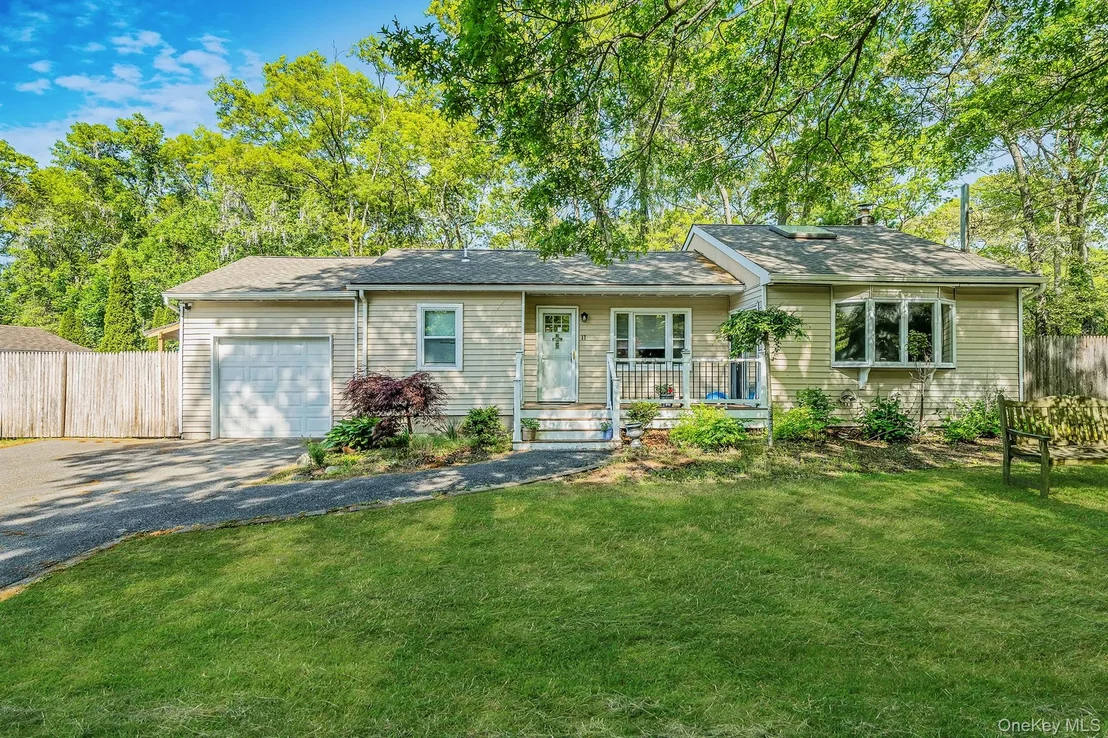 Photo of 17 Arnold Drive