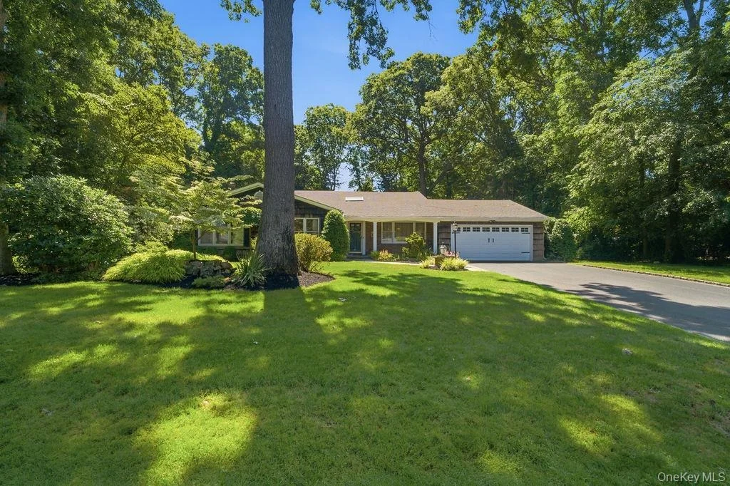 Photo of 20 Oak Tree Drive