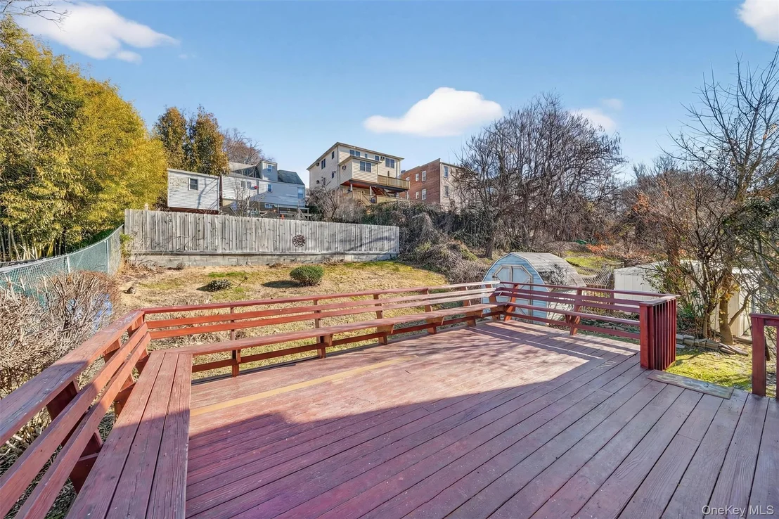 Photo of 191 Morsemere Avenue