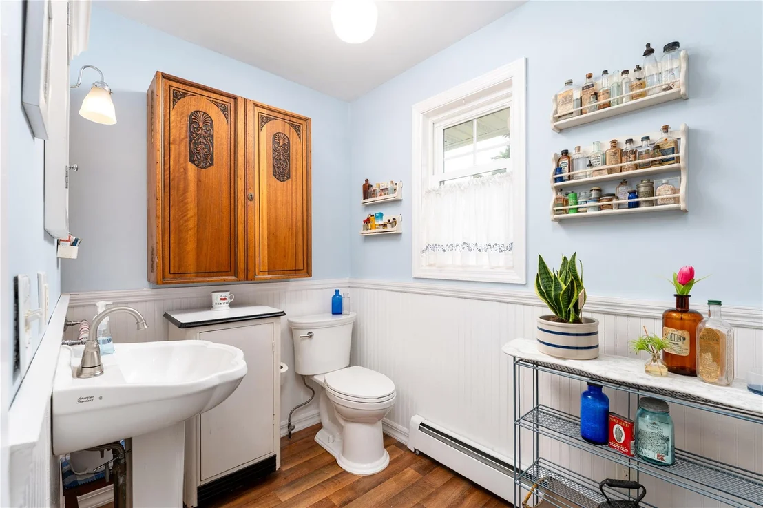 Photo of 31 Remsen Road