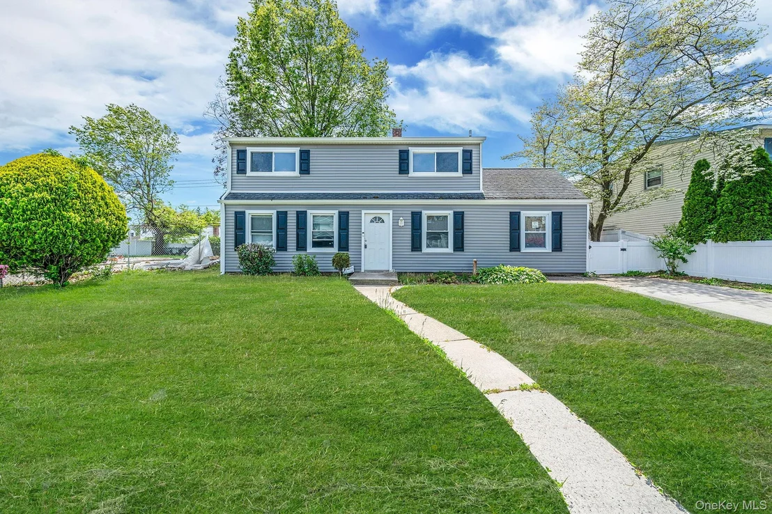 Photo of 48 Hollyhock Road