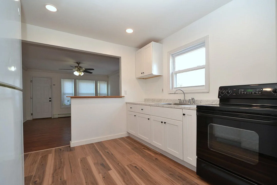 Photo of 179 Lynbrook Drive
