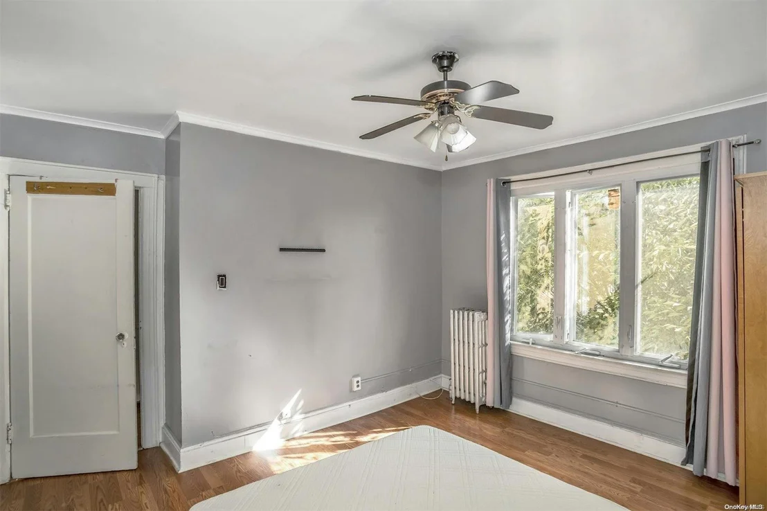 Photo of 3811 Snyder Avenue