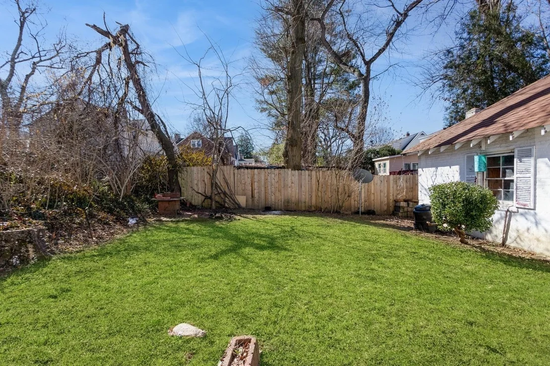 Photo of 52 Delaware Road