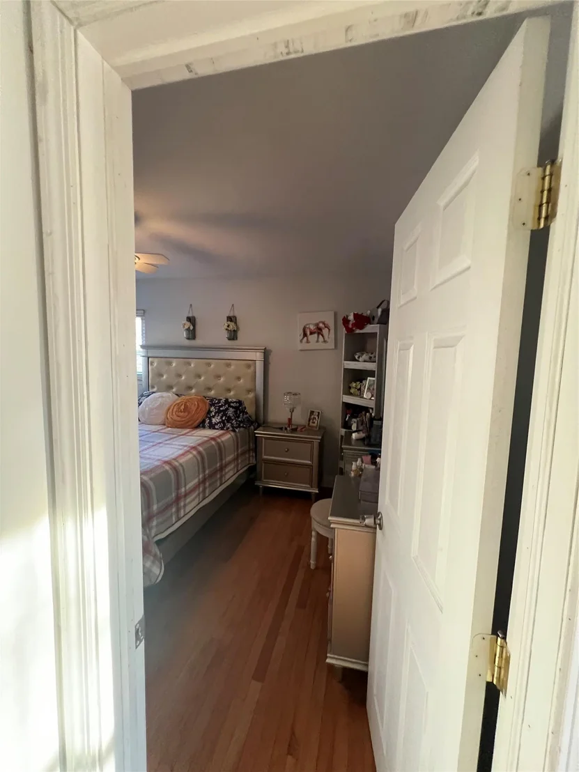 Photo of 907 Americus Avenue