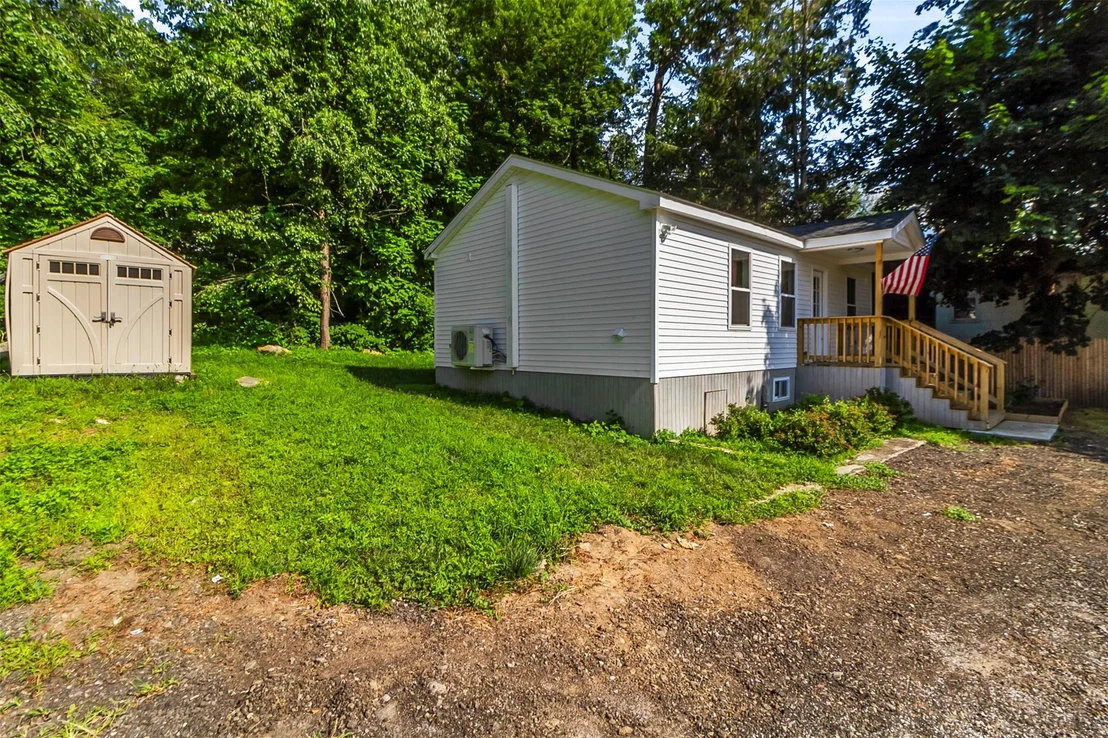 Photo of 50 Deerfield Road