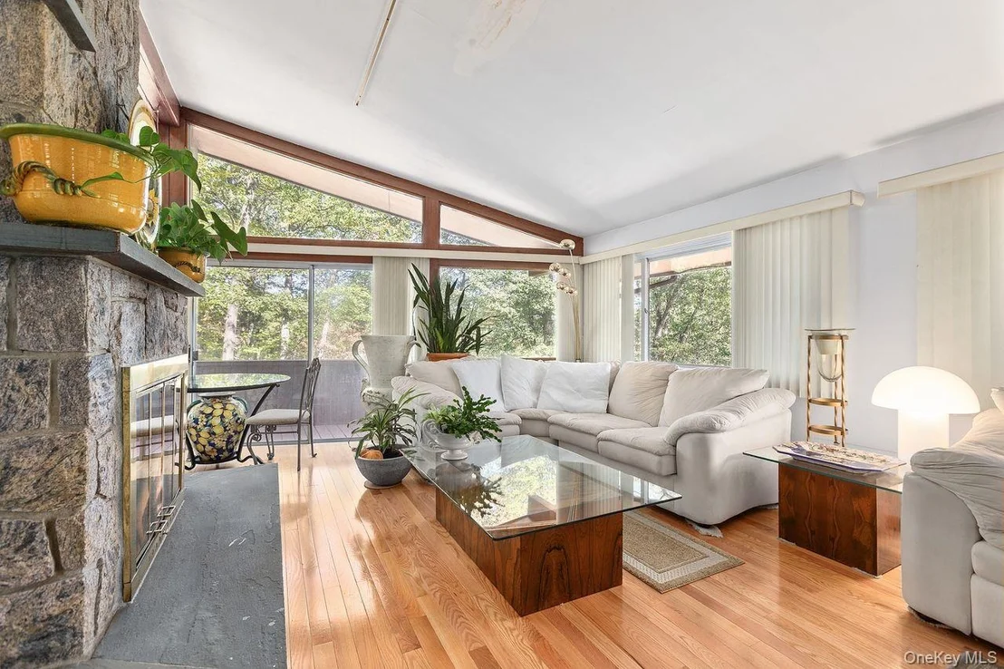 Photo of 5 Crescent Lane
