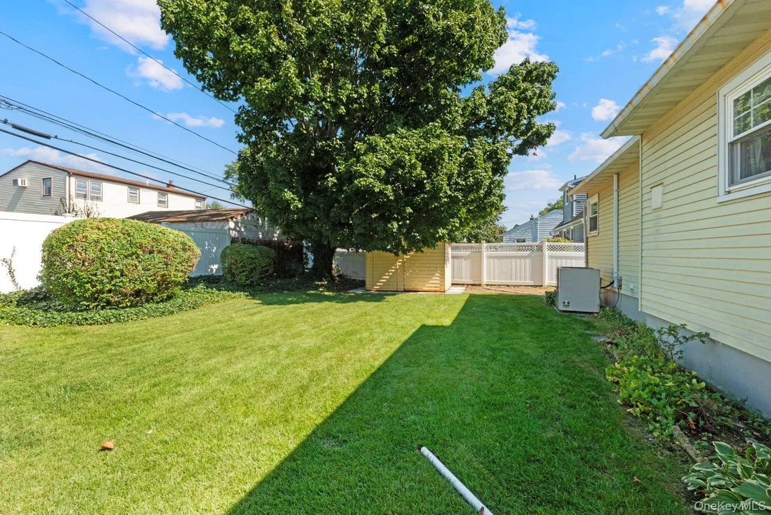 Photo of 3945 Old Post Road
