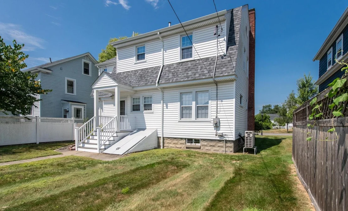Photo of 19 Kingston Avenue