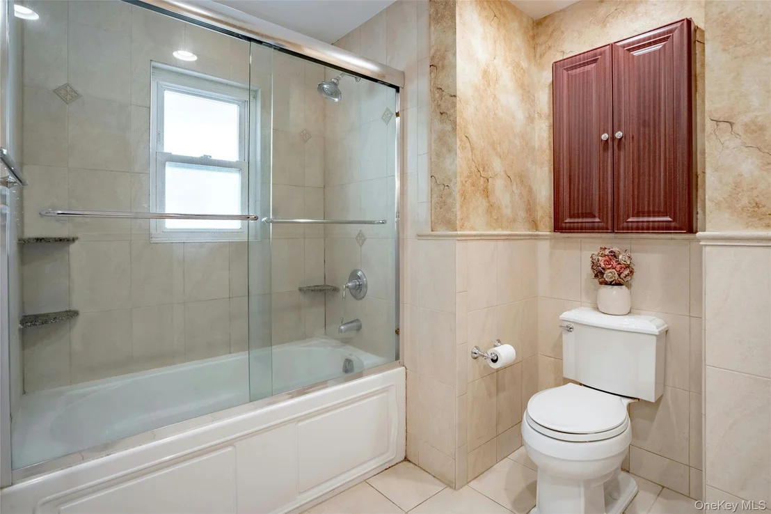 Photo of 37 Winthrop Road