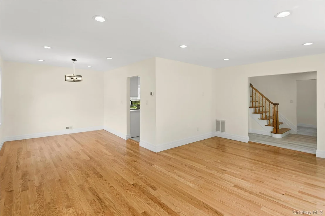 Photo of 15 Locust Road