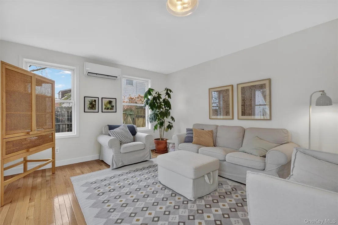Photo of 114 Chestnut Drive