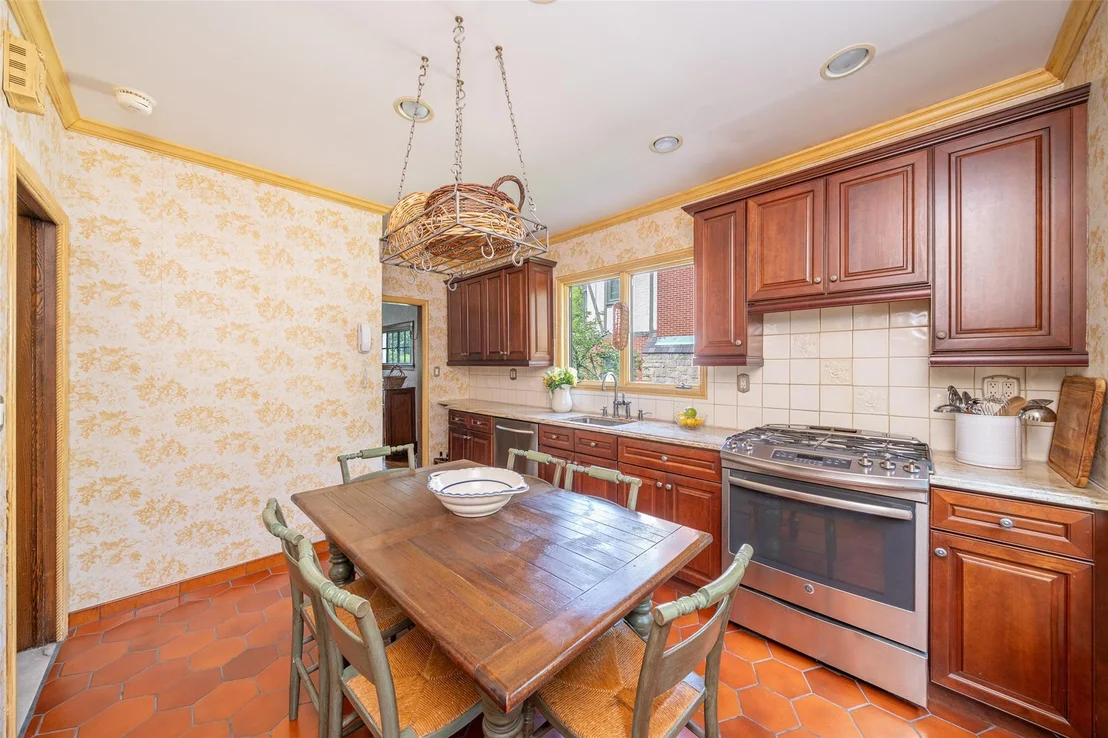 Photo of 44 Parkview Drive