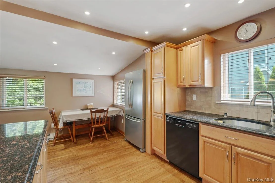Photo of 333 Rockledge Road