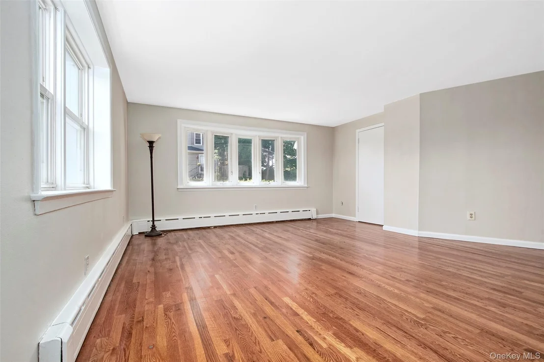 Photo of 63 Thatcher Avenue