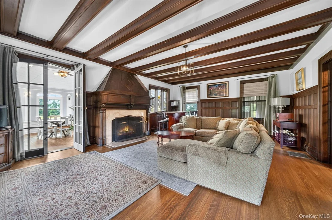Photo of 157 Arcadia Road