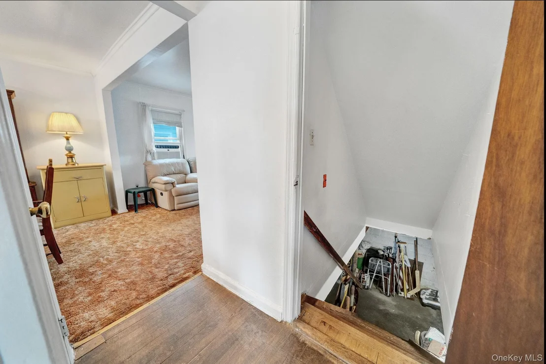 Photo of 6 Lippold Street