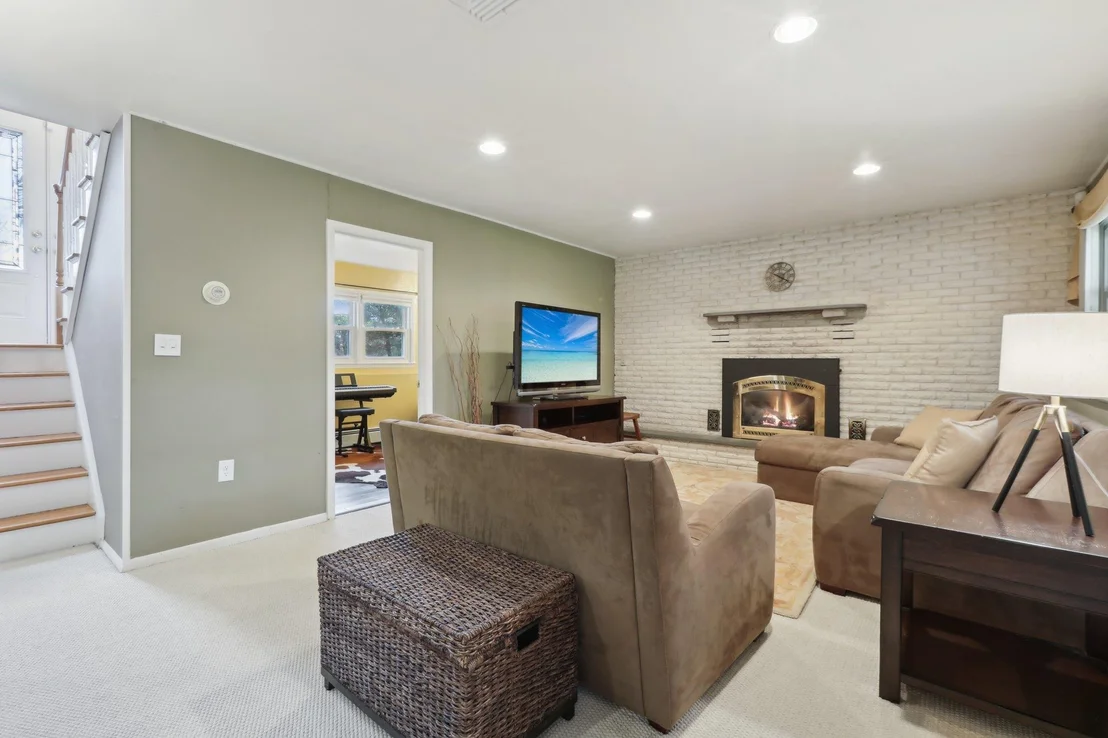 Photo of 3 Gleason Drive
