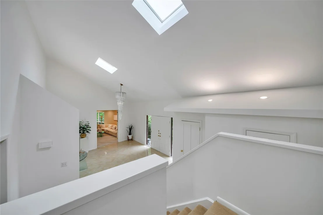 Photo of 4 Bobby Close