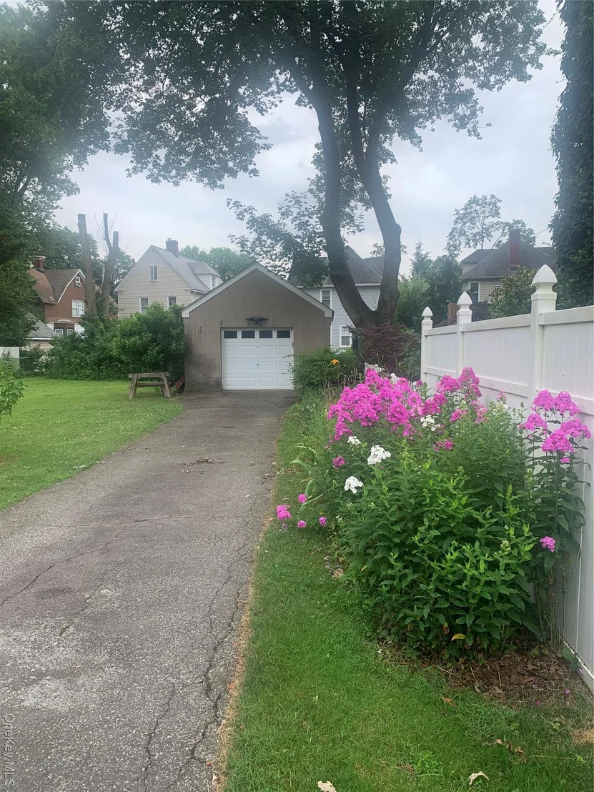 Photo of 9 Clinton Place