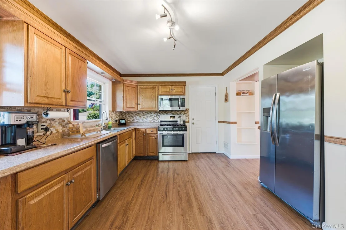 Photo of 200 Walnut Street
