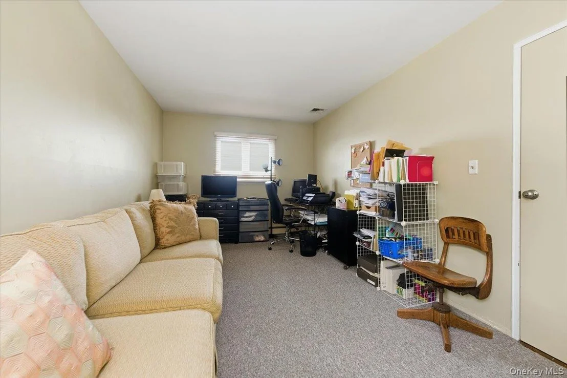 Photo of 974 Mildred Drive