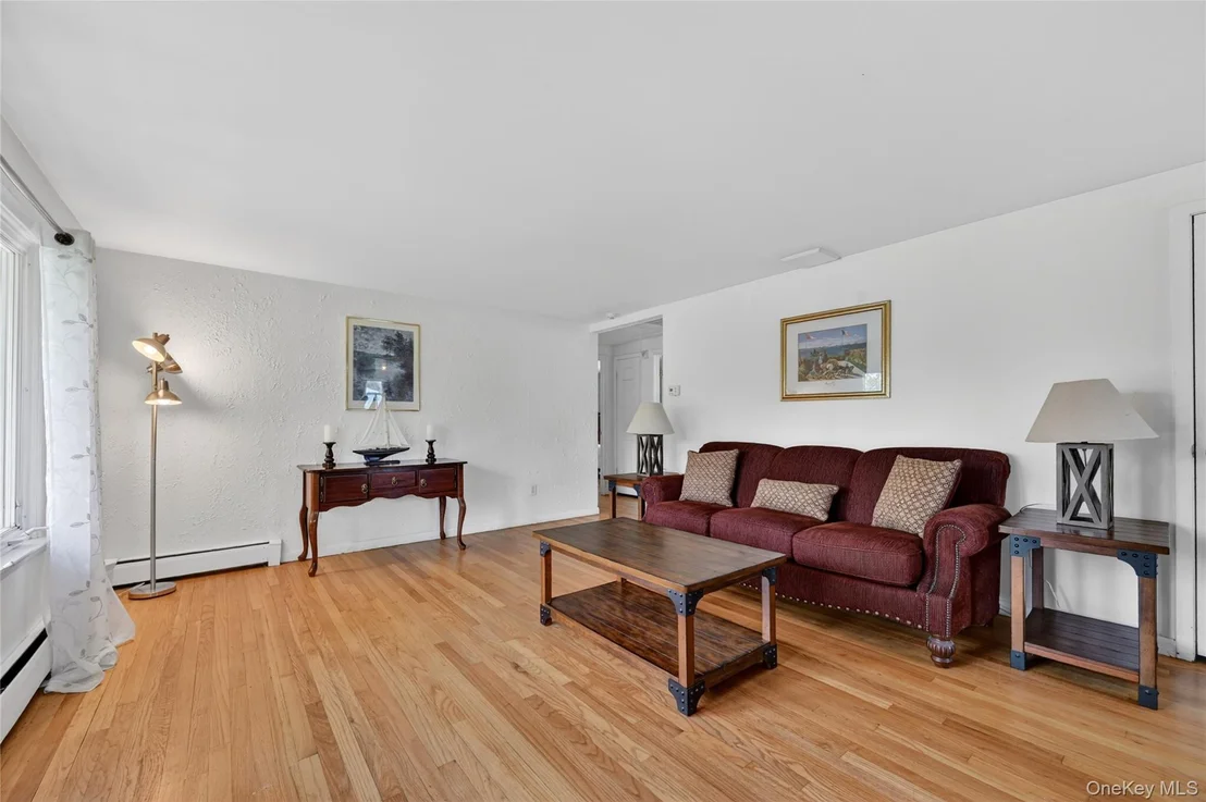 Photo of 31 Monarch Drive