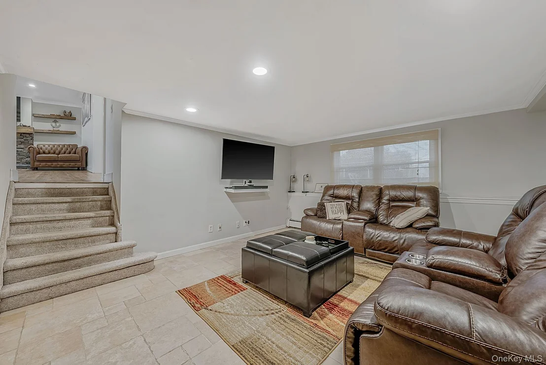 Photo of 511 Devon Place