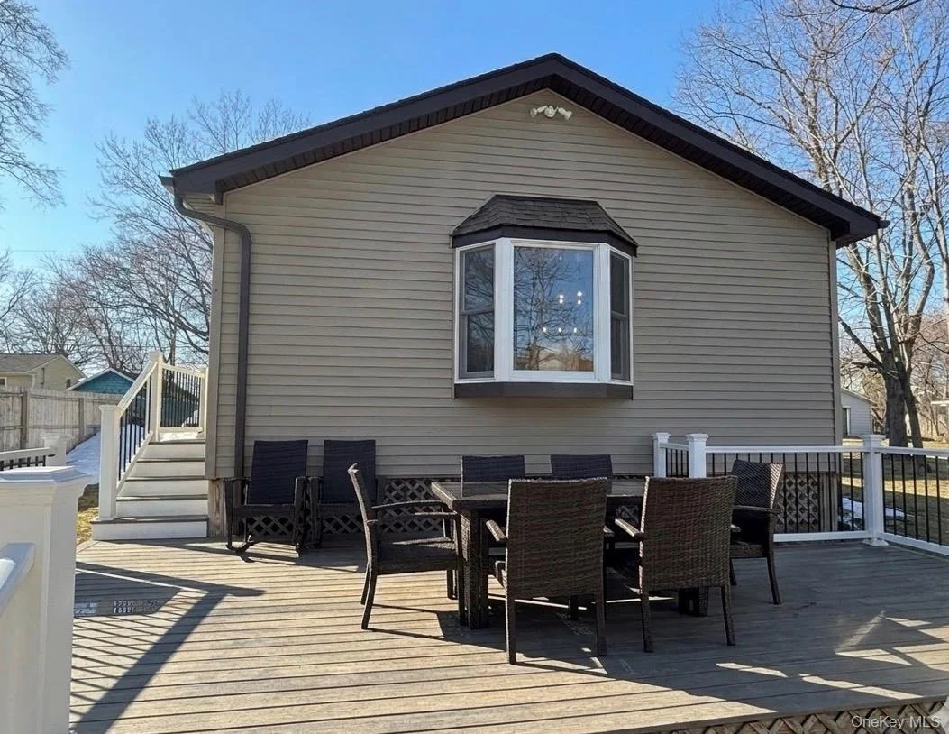 Photo of 42 Wesley Avenue