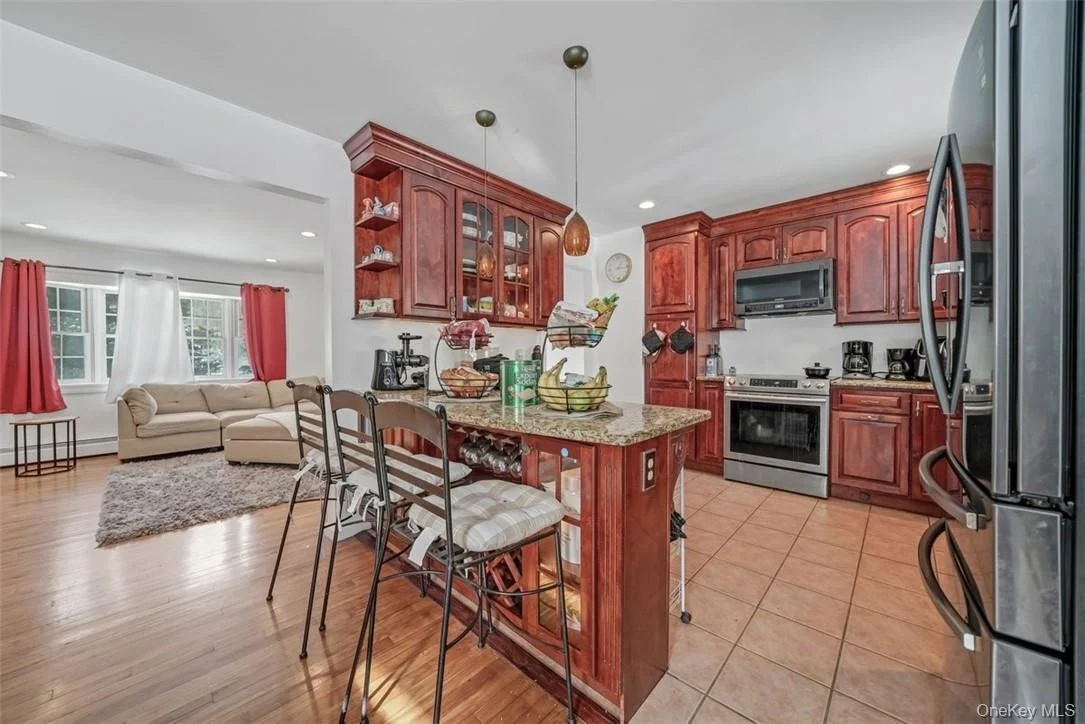 Photo of 7 Lakeview Drive